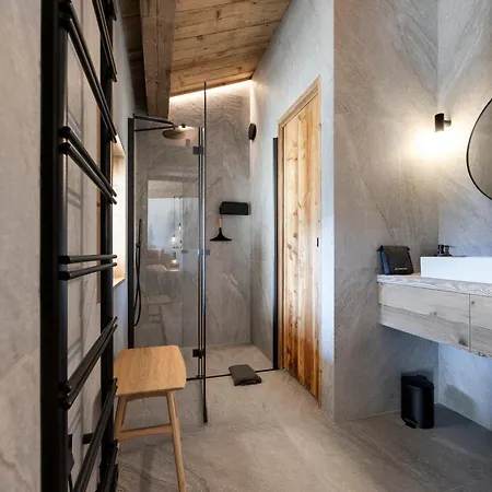 De Luxe Avec Espace Bien-etre - 14 Pers, Sauna, Cheminee - Fr-1-690-38 木屋 蒙特瓦勒赞
